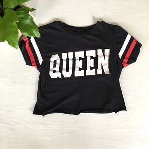 “QUEEN” Crop Top Tee